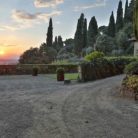 מלון Le Fontanelle 4*